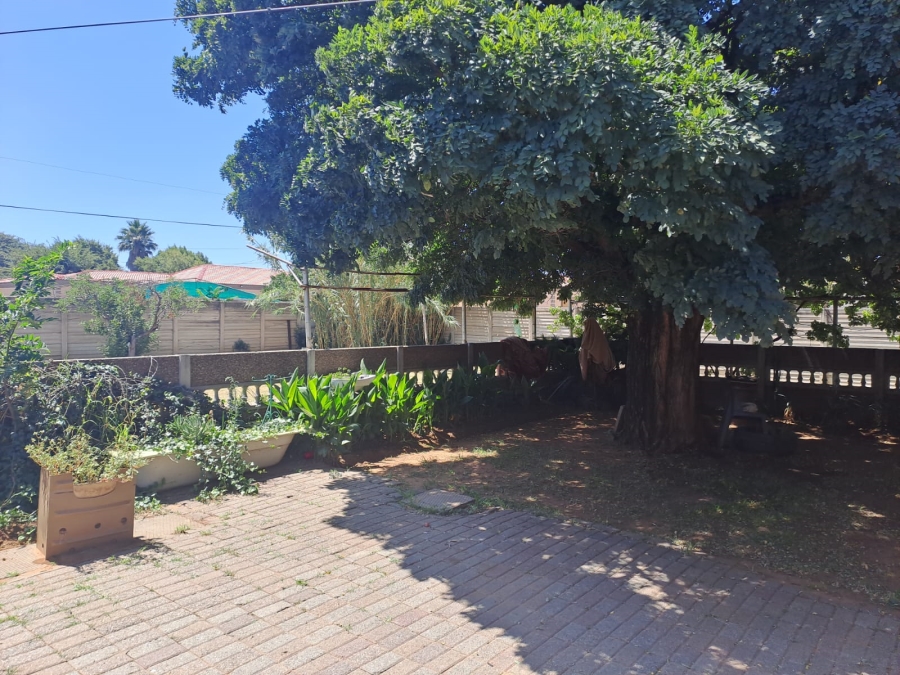 2 Bedroom Property for Sale in Hennenman Free State